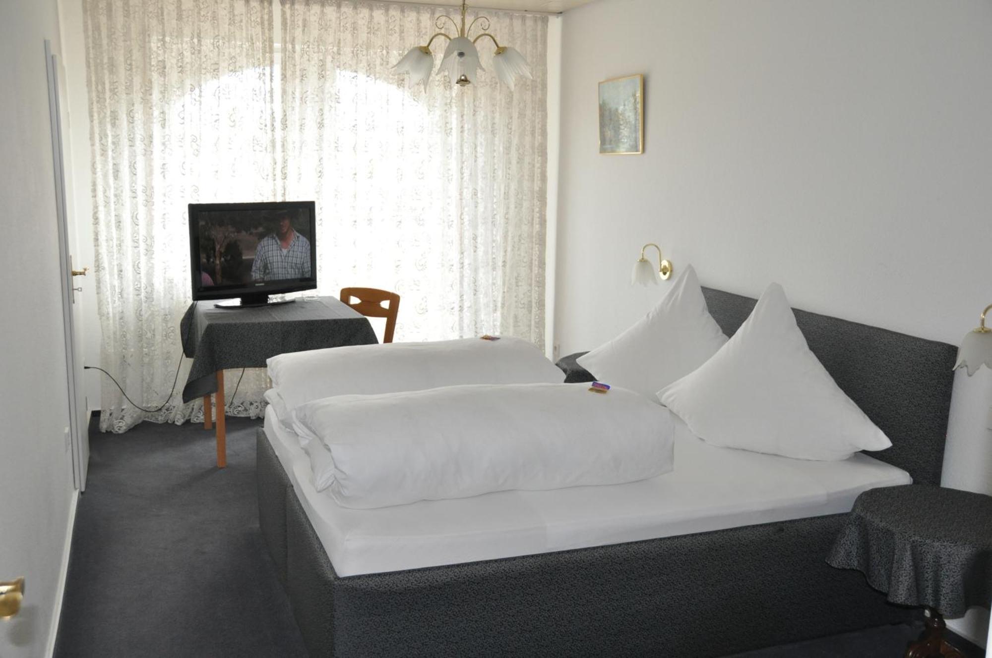 Gaestehaus Ullmannshof Kirchheim am Neckar 객실 사진